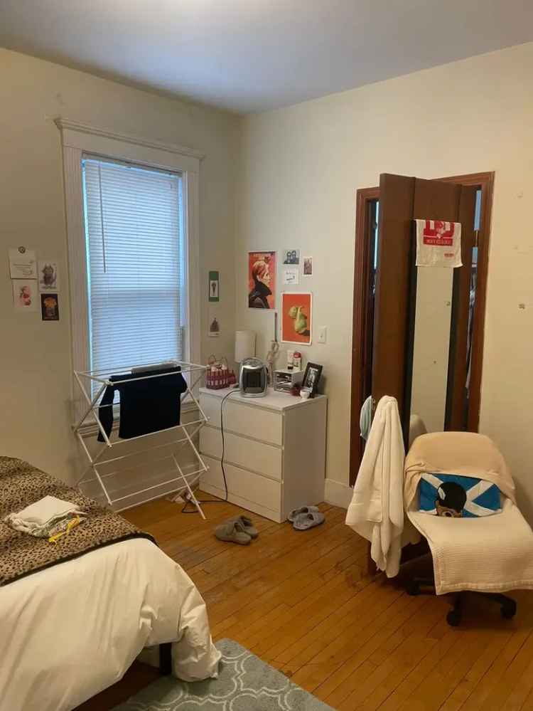 Apartment Unit for Rent