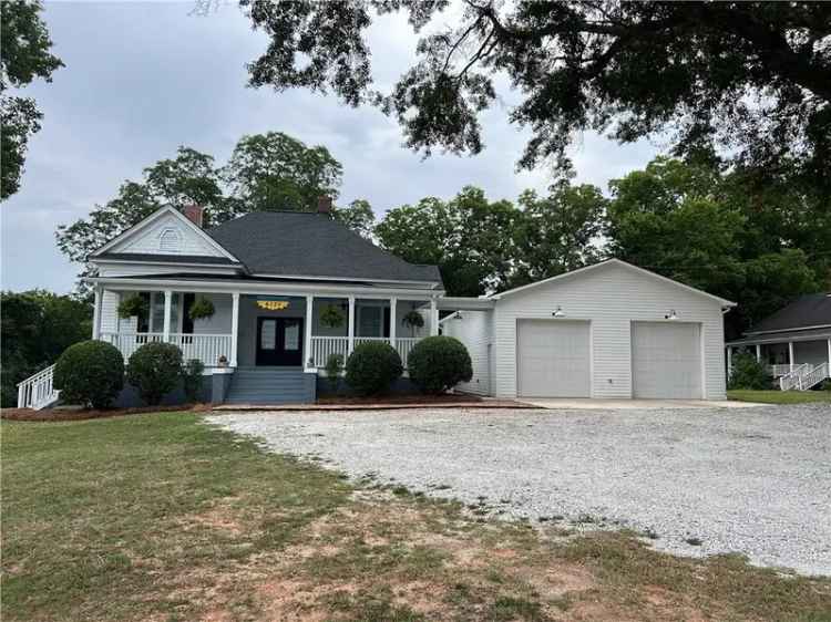 Single-family house For Sale in 6137, Collins Street Northeast, Covington, Georgia