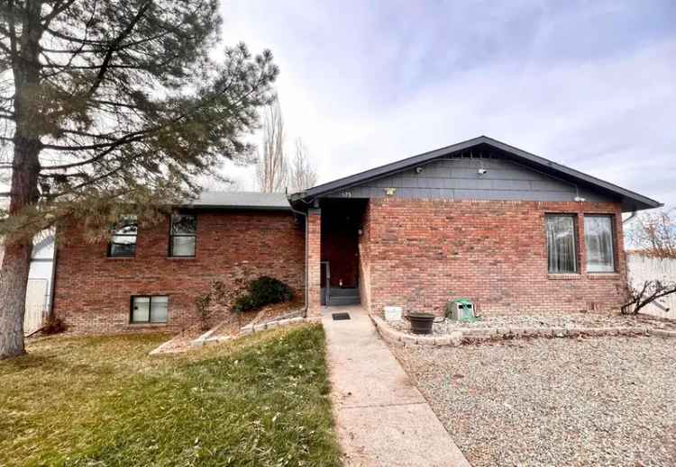 Single-family house For Sale in 575, 29 Road, Grand Junction, Colorado