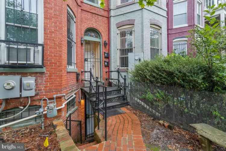 Multi-family house For Sale in 1114, Florida Avenue Northeast, Washington, District of Columbia