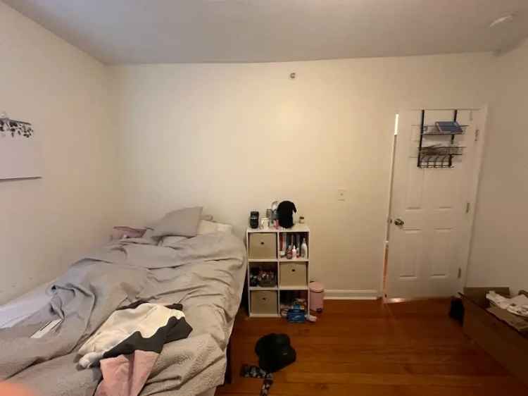 Apartment Unit for Rent