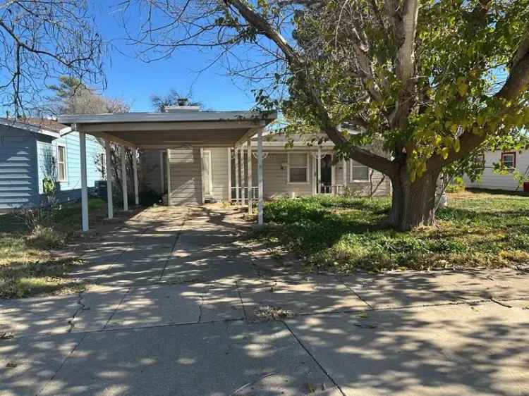 Single-family house For Sale in Andrews, Texas