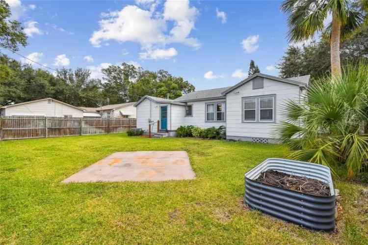 Single-family house For Sale in 1535, 35th Avenue North, Saint Petersburg, Florida