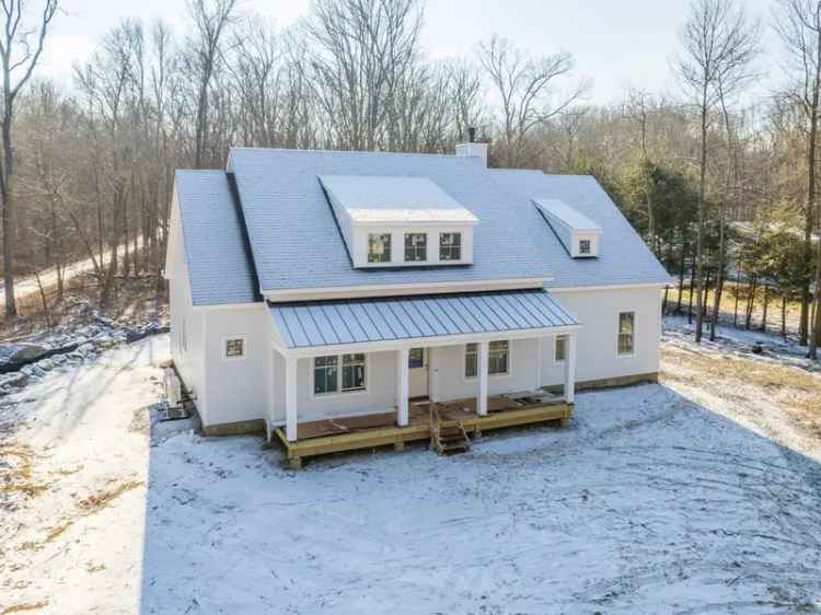 Single-family house For Sale in 158, Old Redding Road, Redding, Connecticut