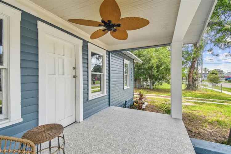 Multi-family house For Sale in 2329, 7th Street South, Saint Petersburg, Florida