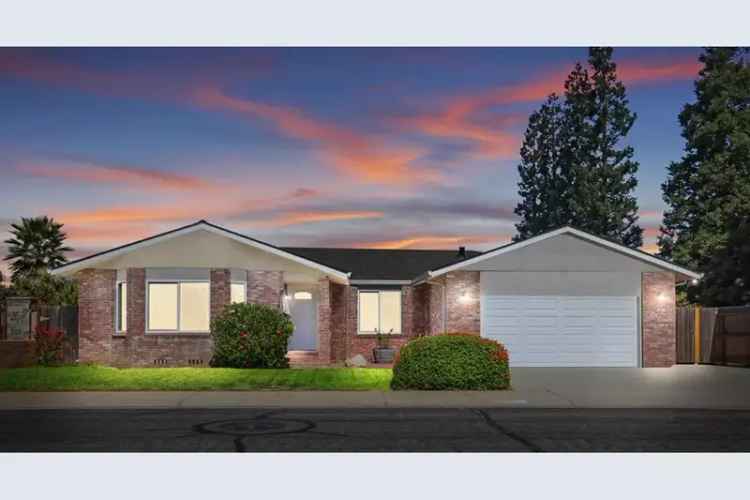 Single-family house For Sale in 2241, Cochran Road, Lodi, California