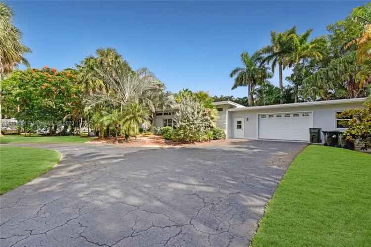 Single-family house For Sale in Fort Lauderdale, Florida