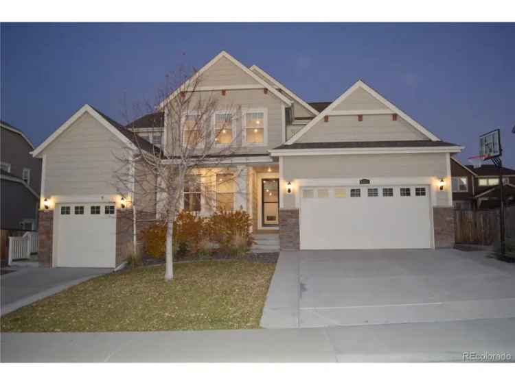 Single-family house For Sale in Thornton, Colorado