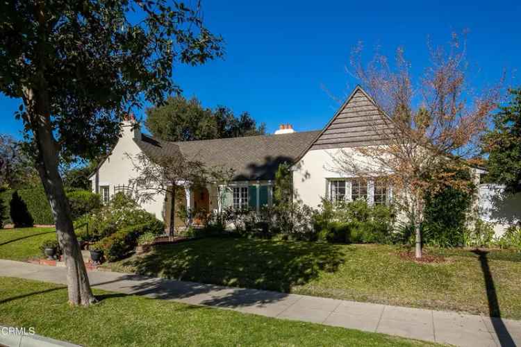 Single-family house For Sale in 441, East Glenarm Street, Pasadena, California