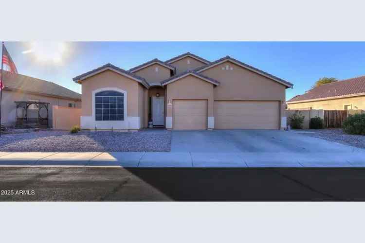 Single-family house For Sale in 22488, North Mulligan Drive, Maricopa, Arizona