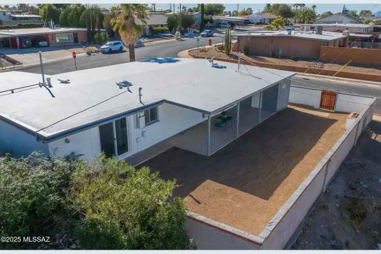 Single-family house For Sale in 8401, East 3rd Street, Tucson, Arizona