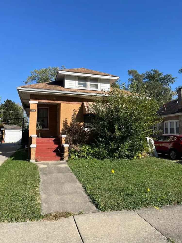 Single-family house For Sale in 1911, South 18th Avenue, Maywood, Illinois