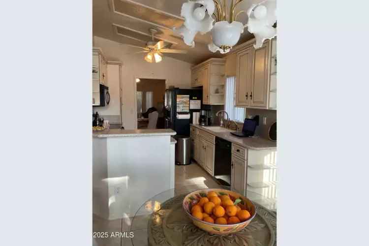 Single-family house For Sale in 1383, East Boston Street, Chandler, Arizona