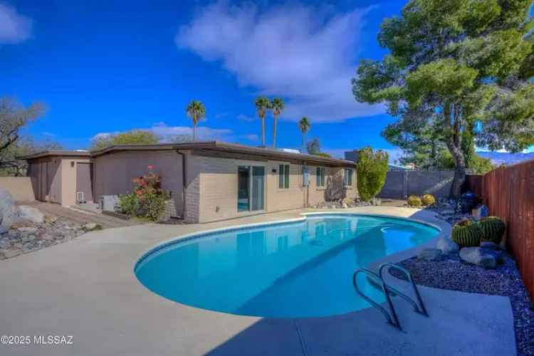 Single-family house For Sale in 9402, East 29th Street, Tucson, Arizona