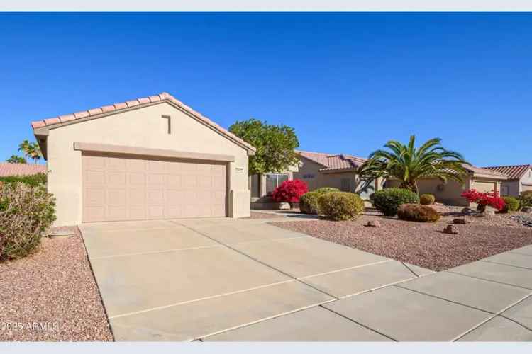 Single-family house For Sale in 16422, West La Posada Lane, Surprise, Arizona