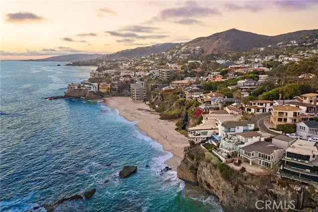 Single-family house For Sale in 31877, Circle Drive, Laguna Beach, California