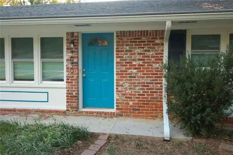 Single-family house For Sale in 1040, Mell Avenue, Clarkston, Georgia