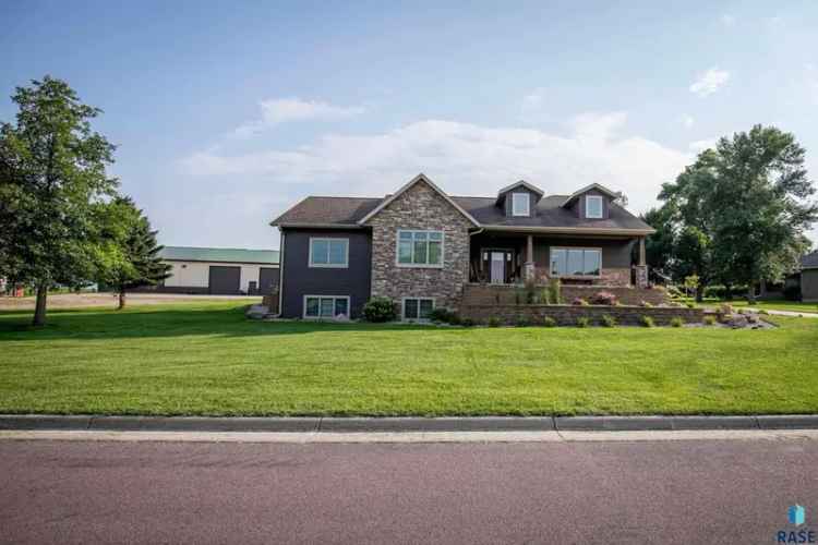 Luxury Ranch Home with Workshop and Swim Spa