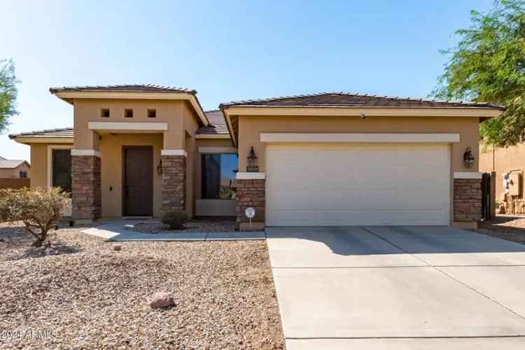 Single-family house For Sale in 18009, West Onyx Avenue, Waddell, Arizona