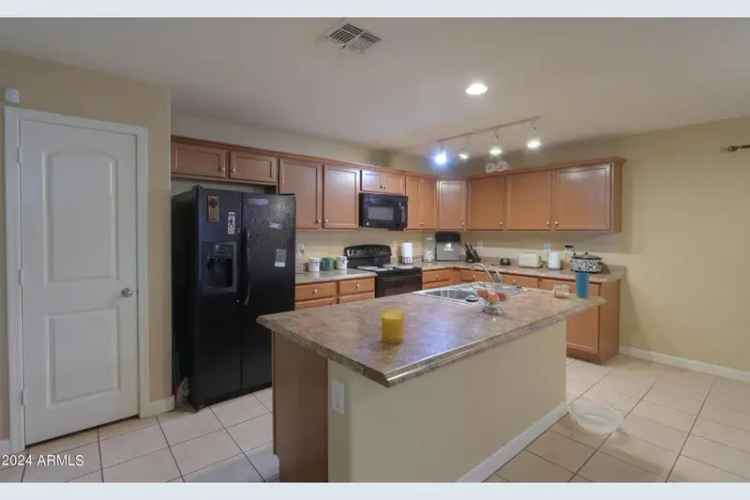 Single-family house For Sale in Casa Grande, Arizona