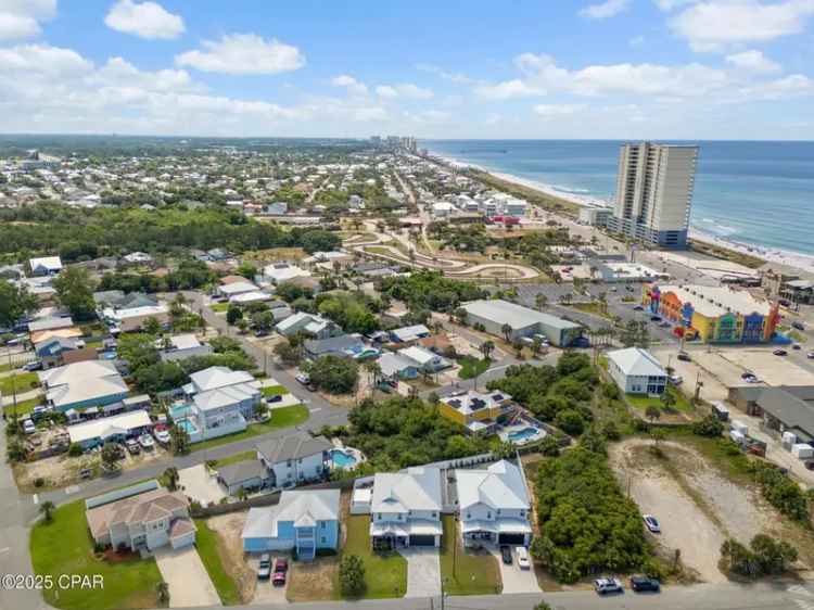 Single-family house For Sale in Panama City Beach, Florida