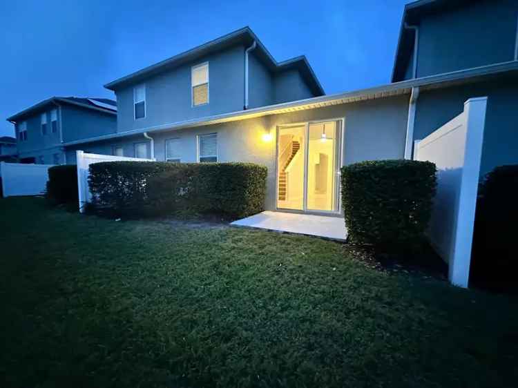 Townhouse for Rent Near Seminole College