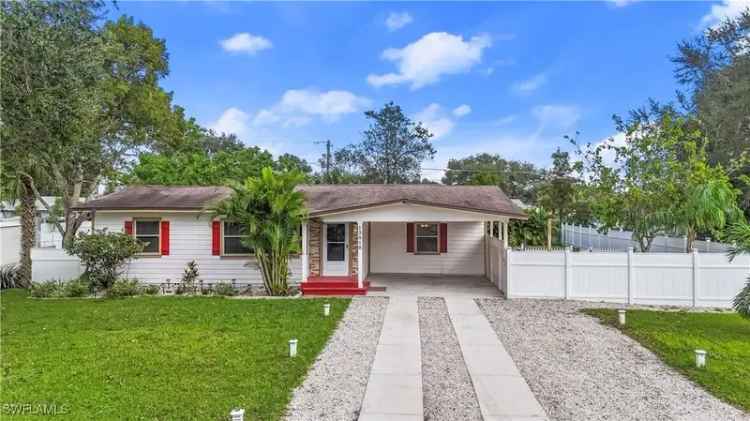 Single-family house For Sale in Fort Myers Shores, Florida