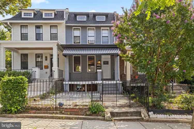 House For Sale in 5529, 7th Street Northwest, Washington, District of Columbia