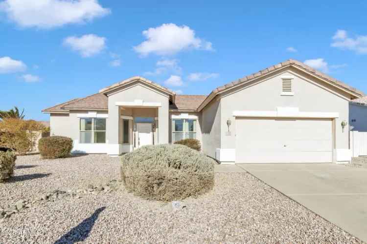 Single-family house For Sale in 1210, East Westchester Drive, Chandler, Arizona