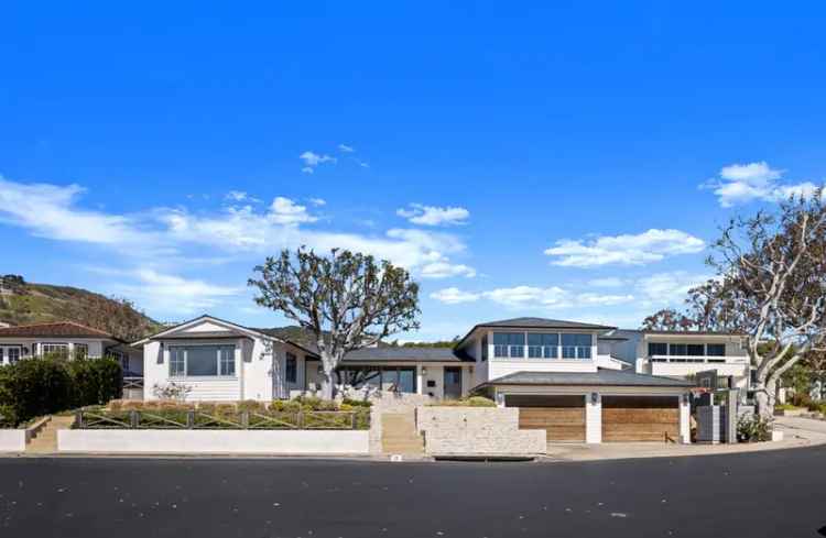 Single-family house For Sale in 17, South Alta Mira Road, Laguna Beach, California