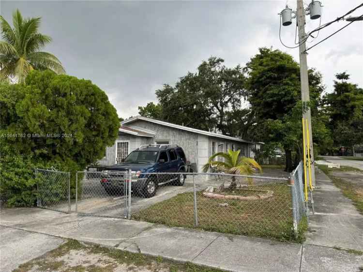 Single-family house For Sale in 291, Northeast 75th Street, Miami, Florida