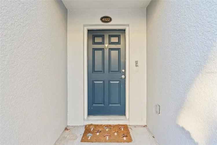 House For Sale in 4522, Bay Spring Court, Tampa, Florida