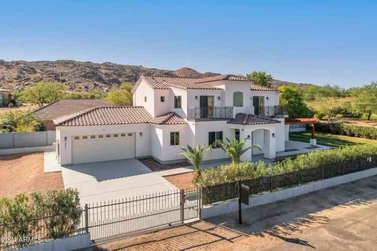 Single-family house For Sale in 2411, East Caldwell Street, Phoenix, Arizona