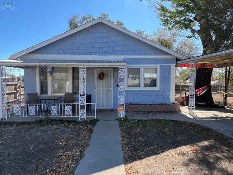 Single-family house For Sale in Pueblo, Colorado