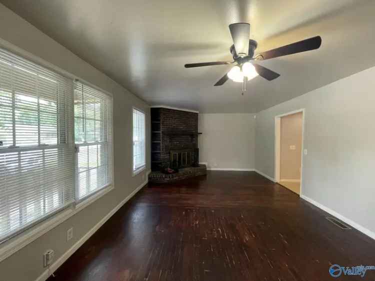 Single-family house For Sale in Huntsville, Alabama