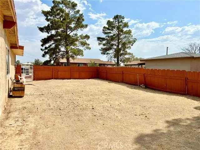 Single-family house For Sale in Barstow, California