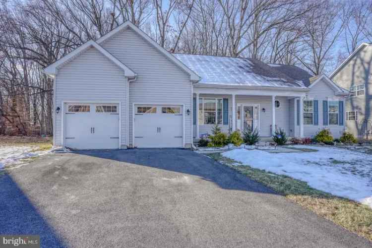 Single-family house For Sale in 50, Dozer Court, Smyrna, Delaware