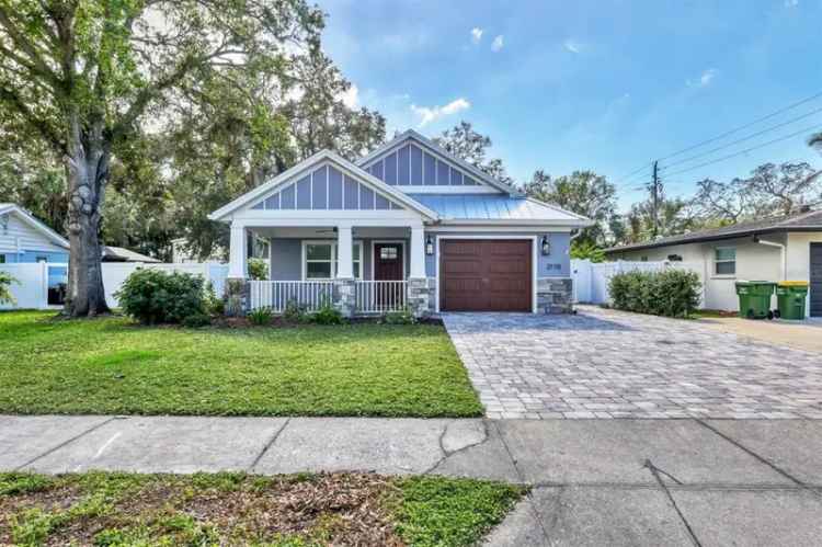 Single-family house For Sale in 2110, Hawthorne Street, Sarasota, Florida