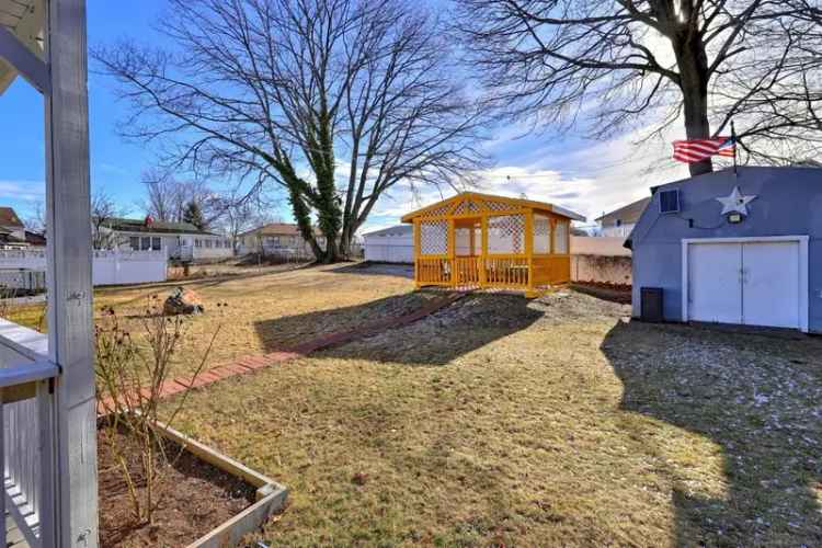 Single-family house For Sale in 7, Constance Street, New Haven, Connecticut