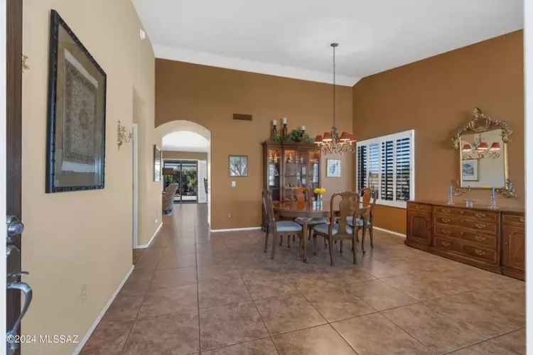 Single-family house For Sale in Saddlebrooke, Arizona