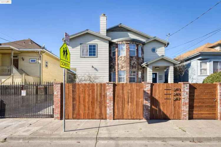 Multi-family house For Sale in 2915, Filbert Street, Oakland, California