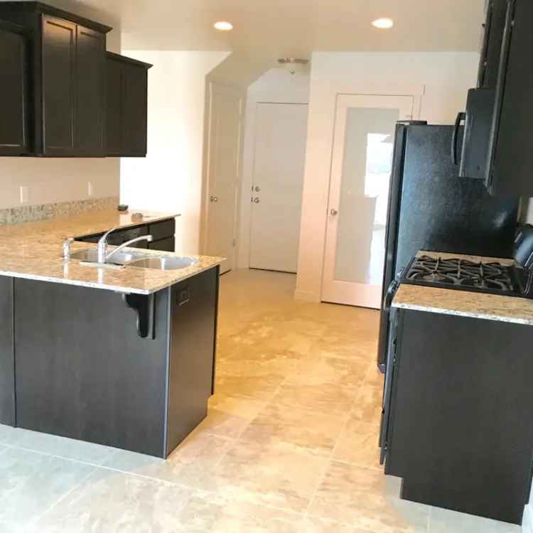 Townhouse for Rent Luxury Home with Granite Countertops and 2-Car Garage