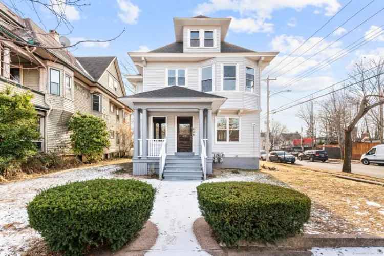 Multi-family house For Sale in 428, Edgewood Avenue, New Haven, Connecticut