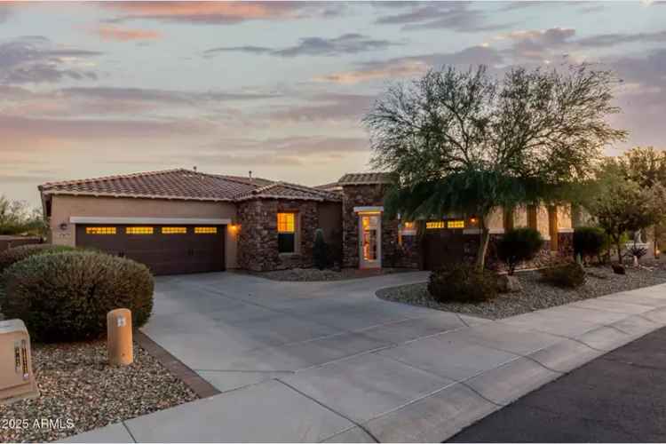 Single-family house For Sale in 17679, West Redwood Lane, Goodyear, Arizona