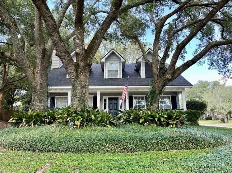 Single-family house For Sale in Mobile, Alabama