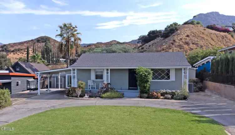 Single-family house For Sale in 11132, Plainview Avenue, Los Angeles, California