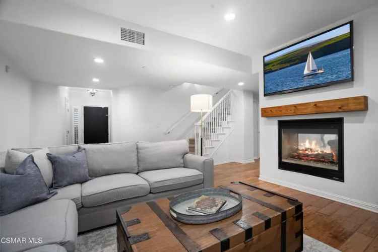 Single-family house For Sale in 13031, West Villosa Place, Los Angeles, California