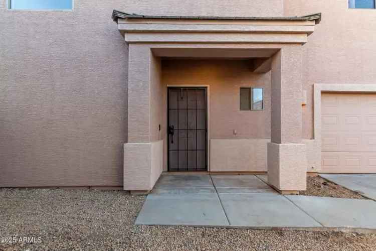 Single-family house For Sale in Phoenix, Arizona