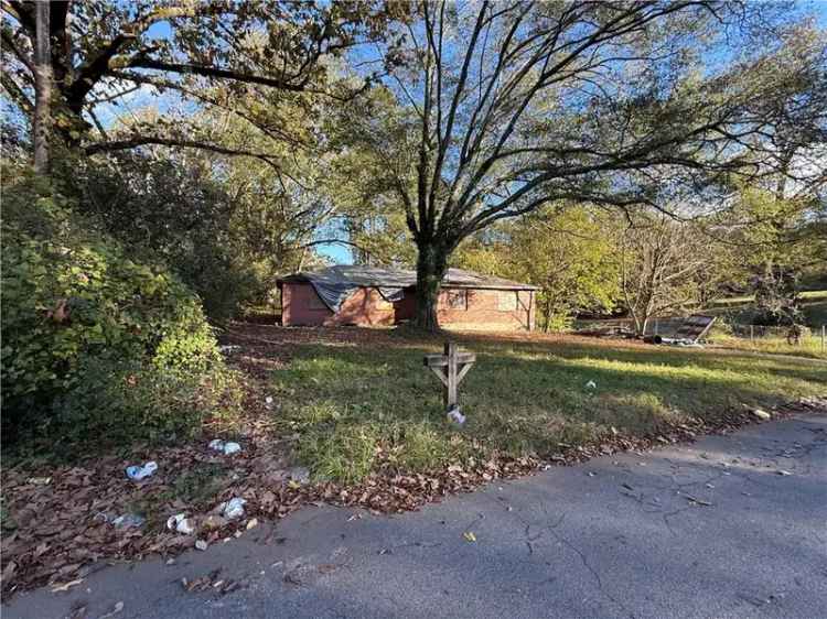 Land For Sale in 395, Woodlawn Avenue Northwest, Atlanta, Georgia