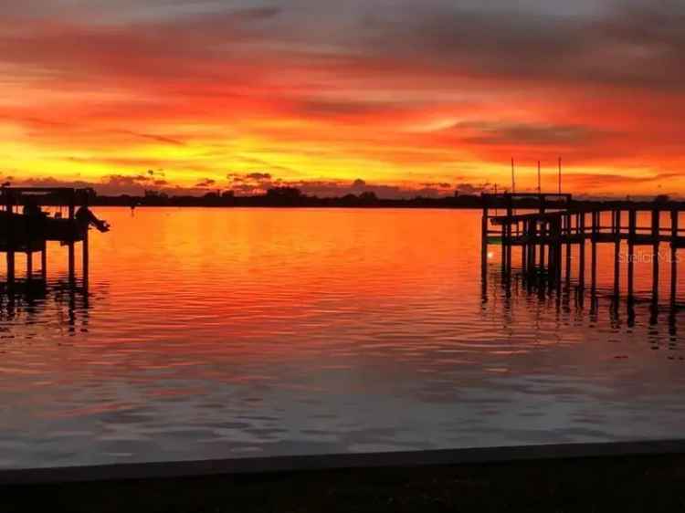 Single-family house For Sale in 108, Winson Avenue, Englewood, Florida